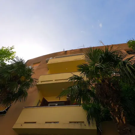 Lovely Getaway Center * Split
