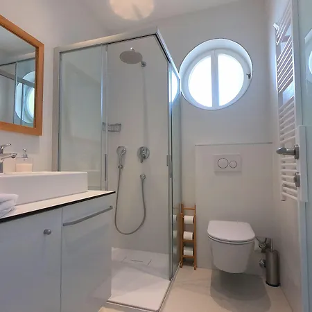 Apartamento Lovely Getaway Center Split